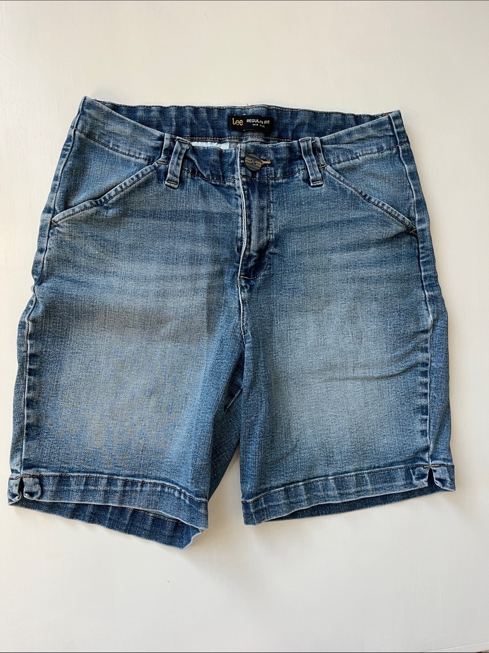 Lee Denim Regular Fit Mid Rise Shorts